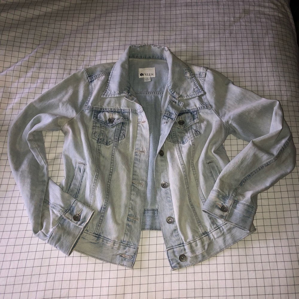 Light Distressed Jean Jacket